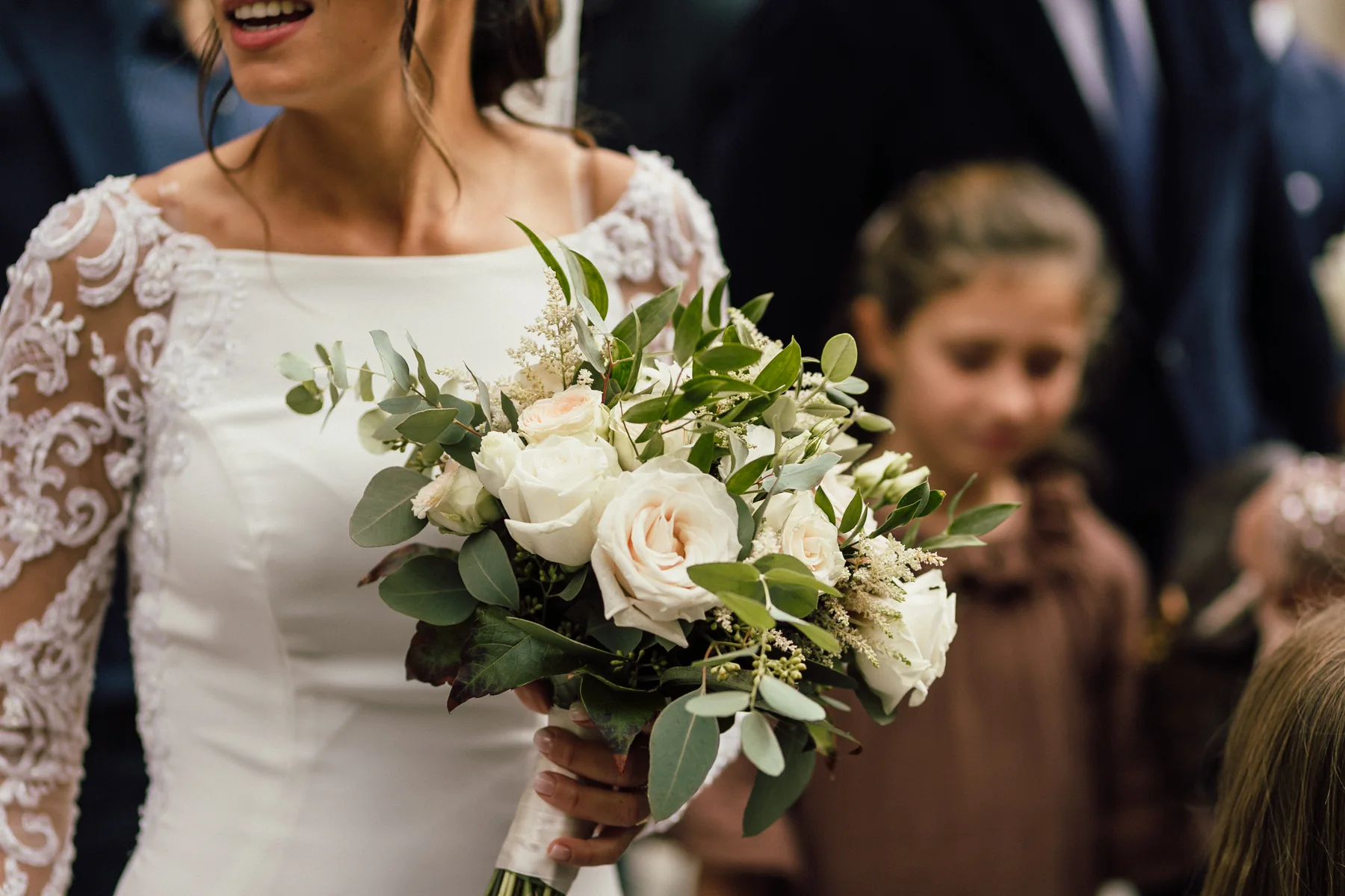 Bouquet da sposa durante la cerimonia